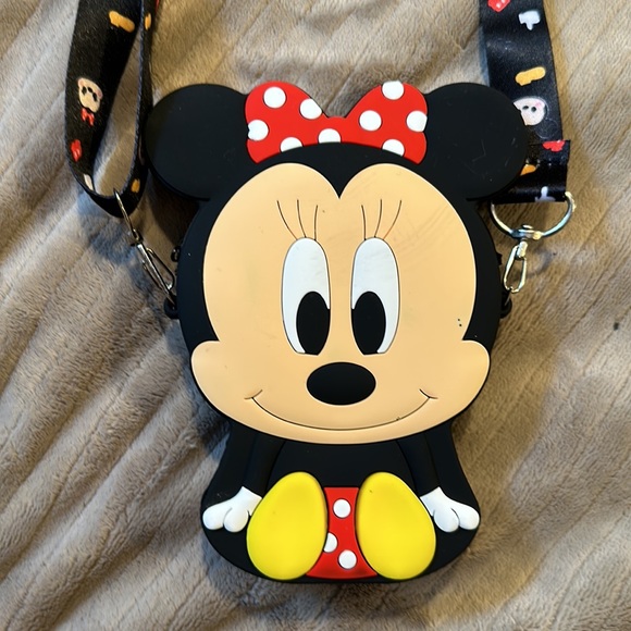 Minnie Mouse purse - Picture 2 of 4